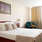 Orbita Hotel Warna