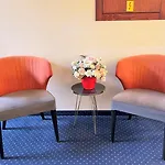 Hotel Orbita 2*