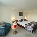 Orbita Hotel 2*