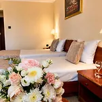 Otel Orbita 2*